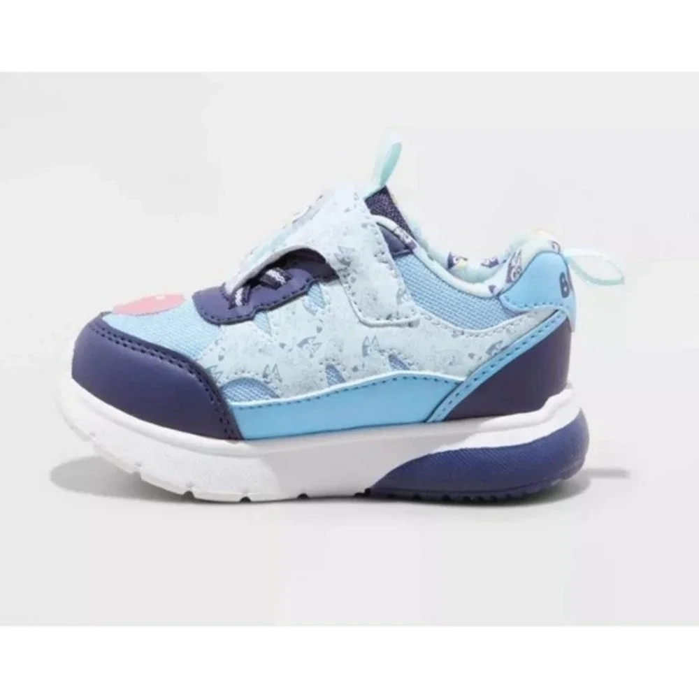 Toddler Boys Bluey Light-Up Sneakers Blue Size 12 New With Tags‎